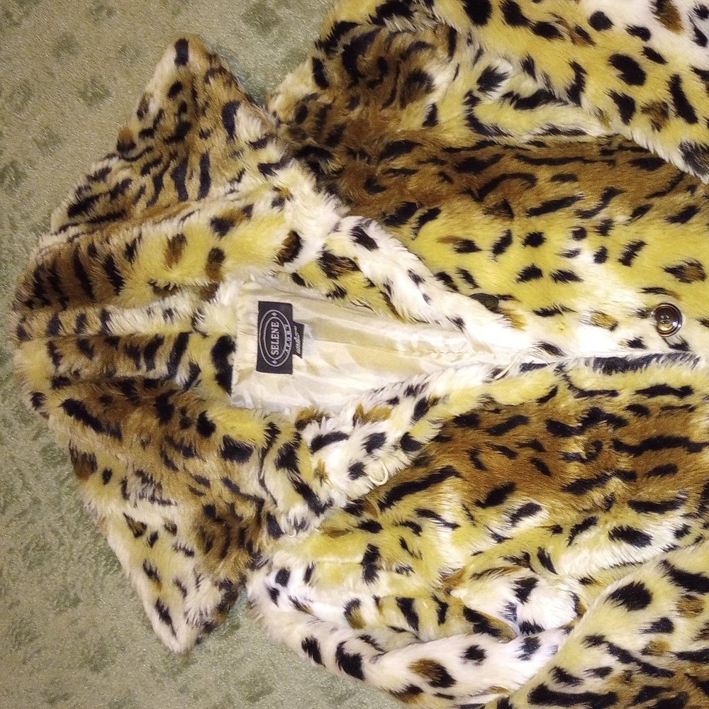 Faux Leopard Print Fur Coat
